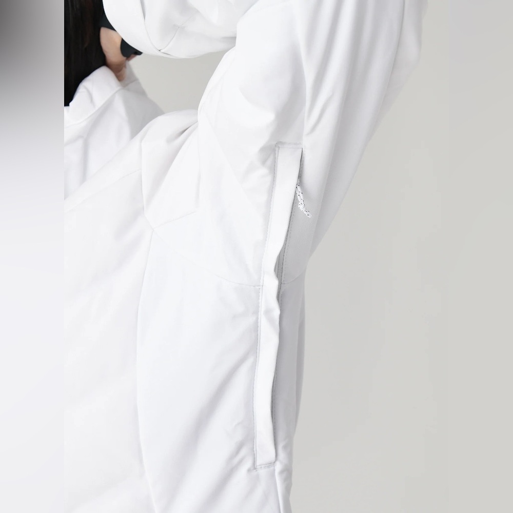 NWTs Obermeyer Cosima Down Ski Jacket. White. Sz. 12 - Picture 16 of 16